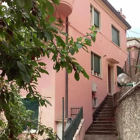 Casa Del Pruno מונטרוסו אל מארה