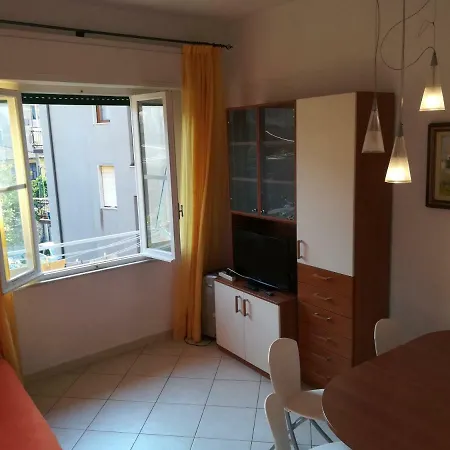 Casa Del Pruno Apartment